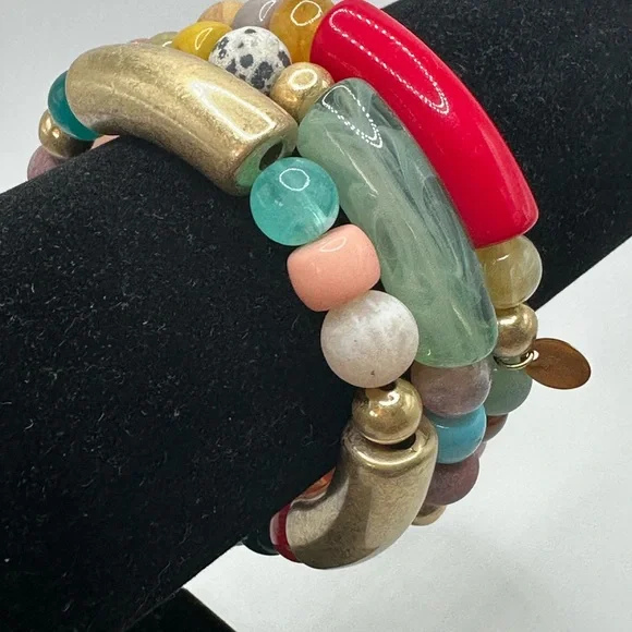 Colorful Beaded Bracelet Set - Picture 4 of 6